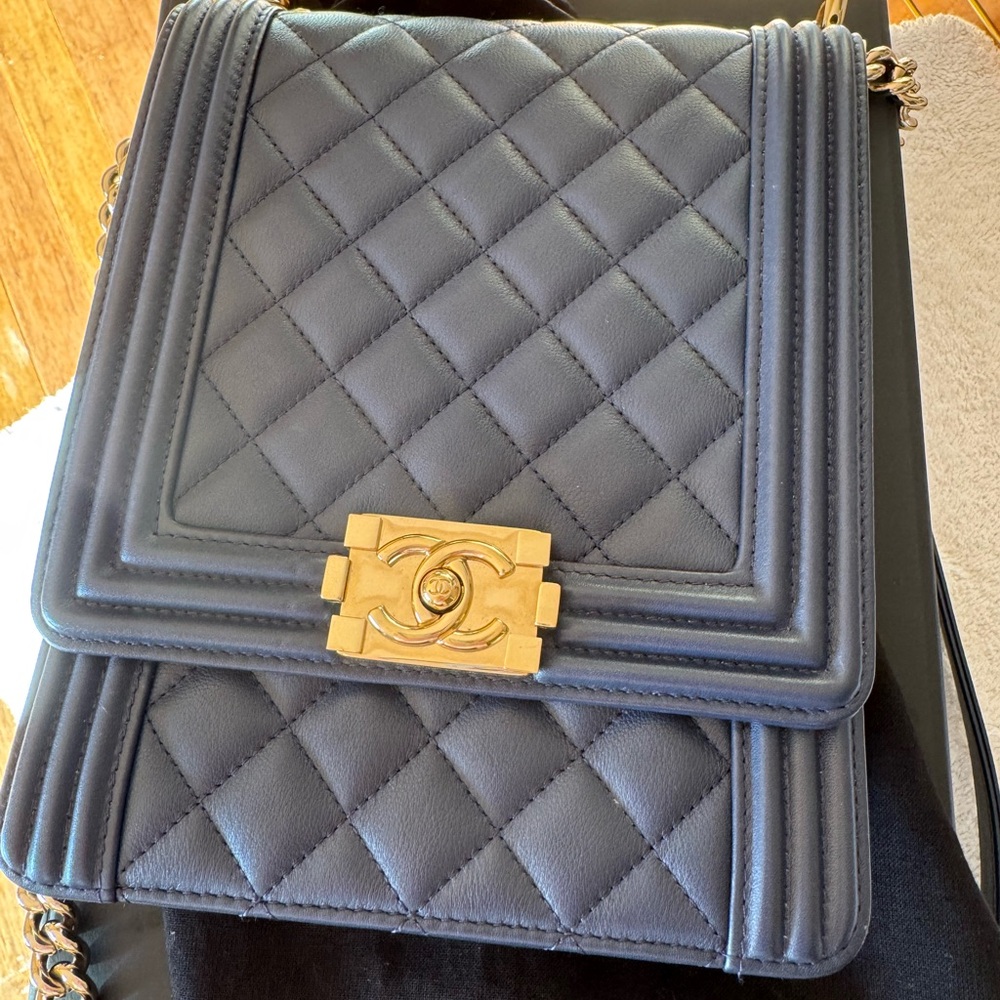 Chanel North South Boy Bag Midnight Blue Quilted Crossbody Bag Champagne Hardwar - Picture 9 of 15